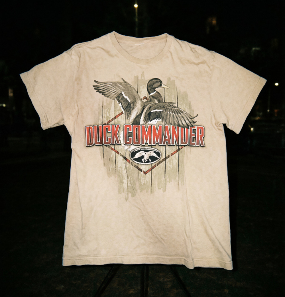 Duck Commander Graphic Hunting T-Shirt Tan